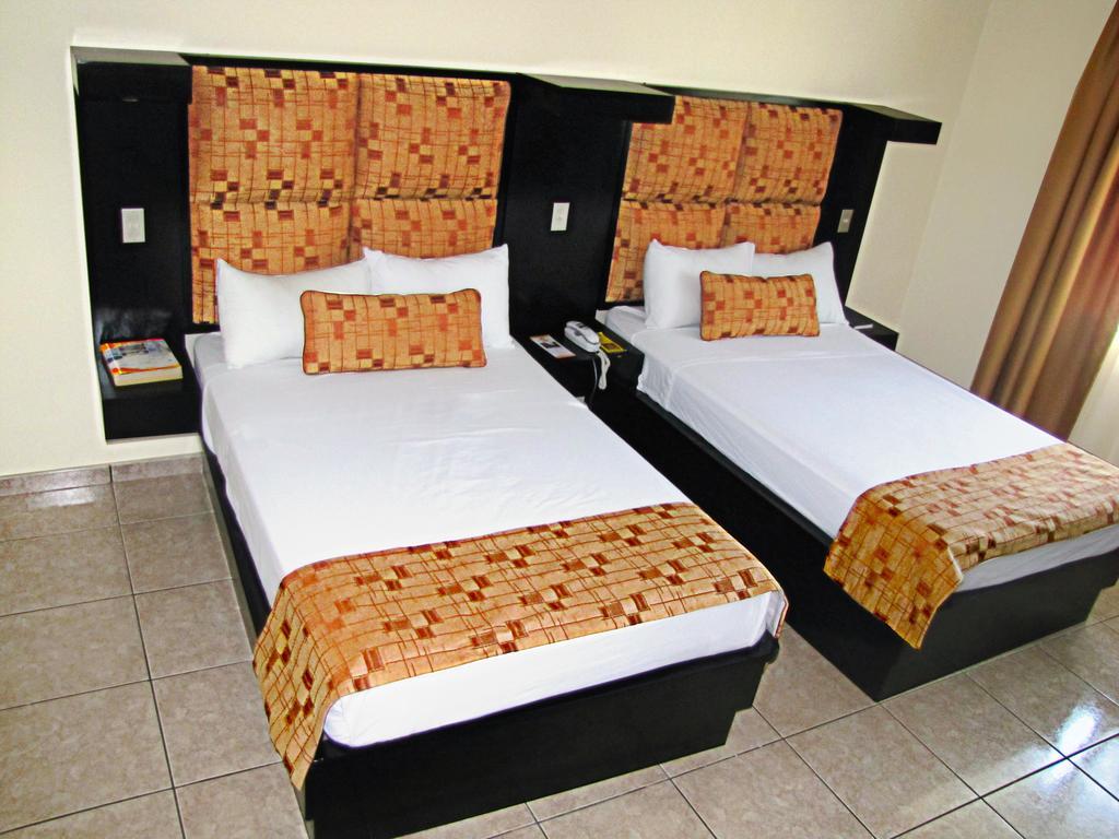 Hotel Tropico Inn San MiGuel Quarto foto